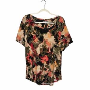 J & M COLLECTION MULTI-COLOR SHORT SLEEVE TOP SIZE XL